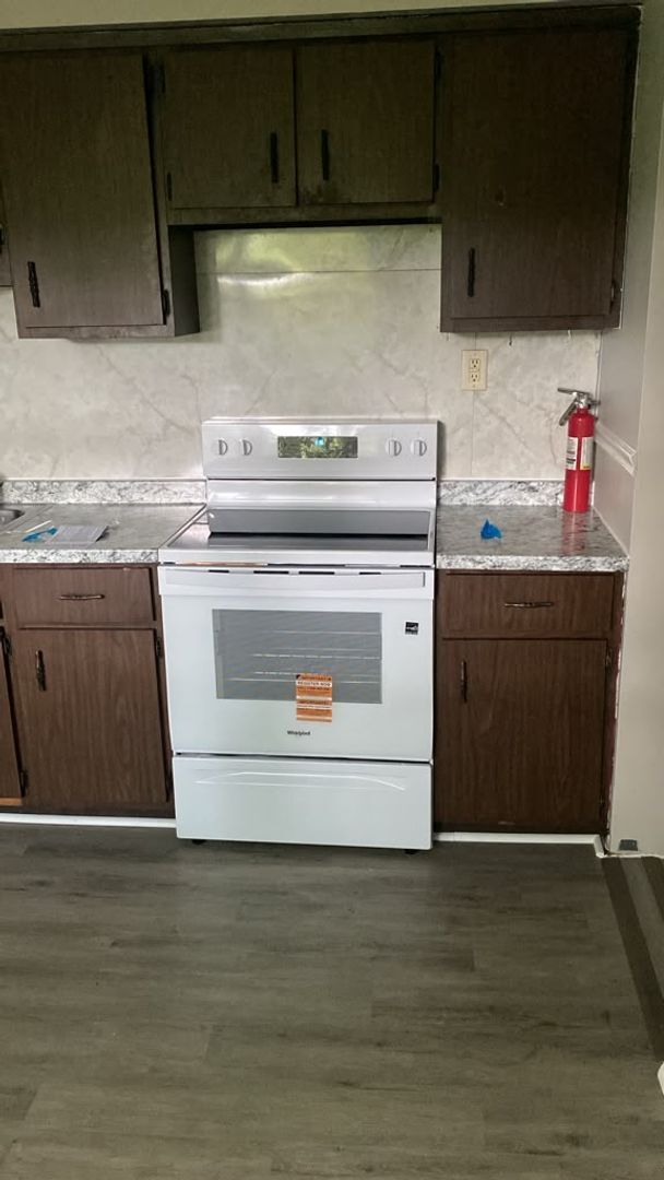 Photo - 1032 Crown Ave Unit 1st fl
