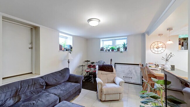 Photo - 133 Glenville Ave