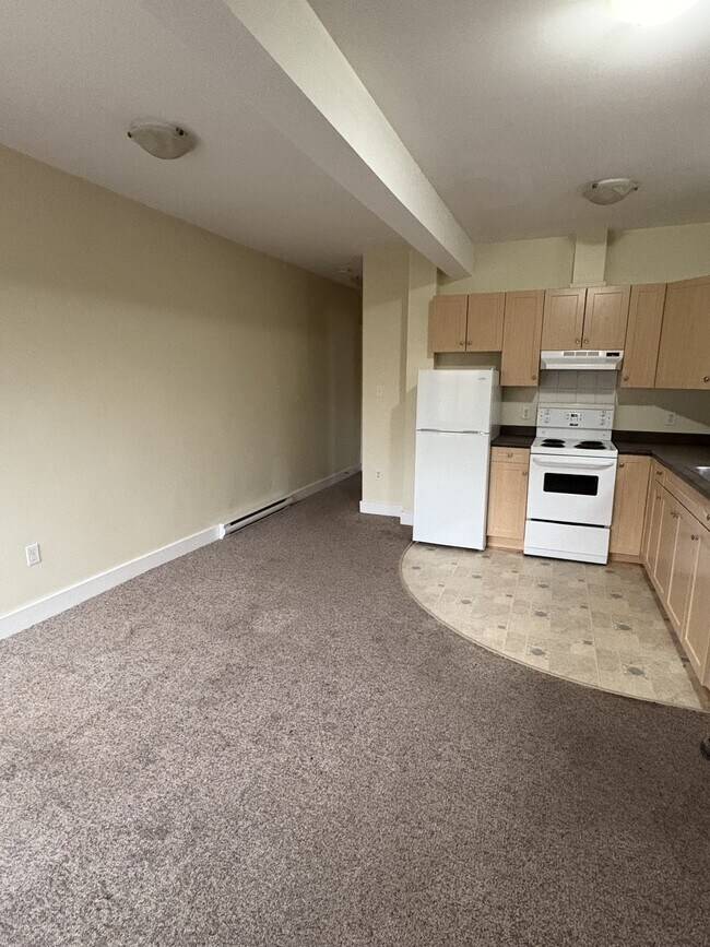 Photo - 470 Main St Unité 2