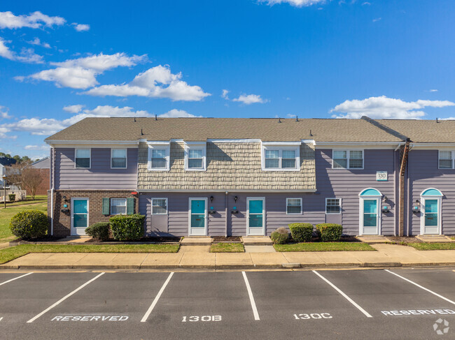 Building Photo - Gateway Townhomes