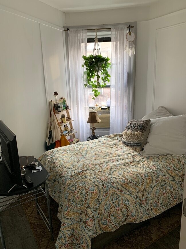 Photo - 45 W 68th St Unidad 5R