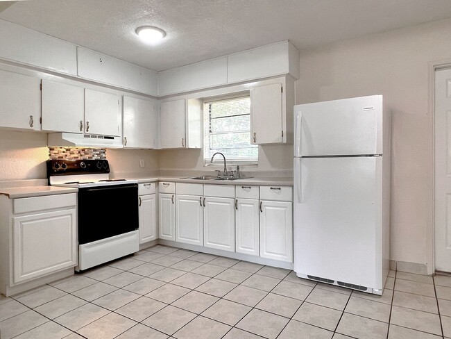 120 3rd Jpv St