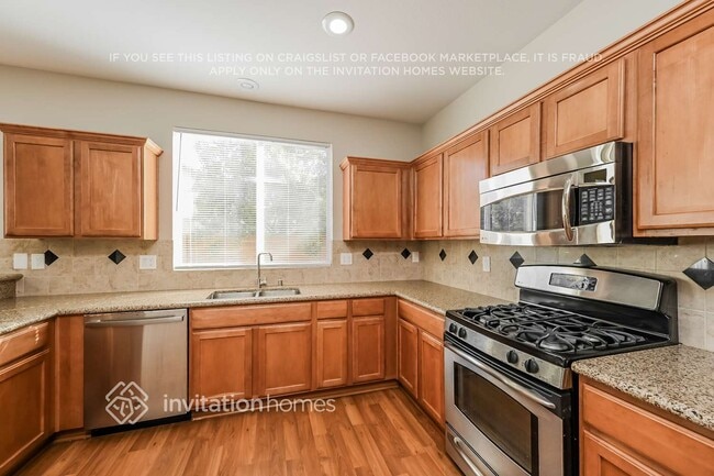 Photo - 10422 Sky Gate St