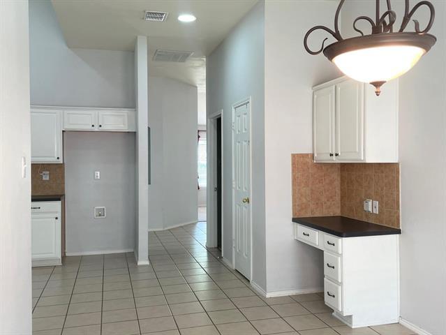 Photo - 5325 Comanche Wells Dr