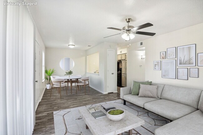 Photo - Lakeside Village