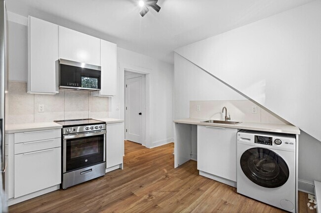 Building Photo - 44 Highwood Terrace Unit 3 Rental