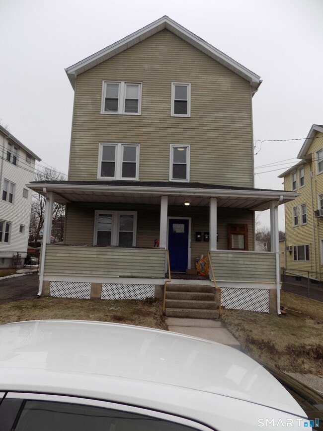 Photo - 182 West St