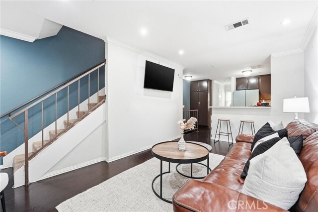 Photo - 334 S Walnut Ave Unit D(11)