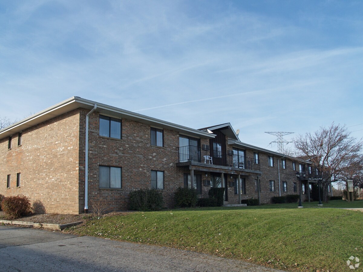 Parkside at 76th - Parkside at 76th Apartments