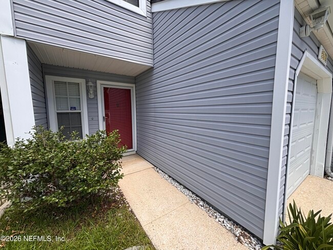 Photo - 8531 Sturbridge Cir W