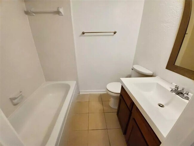 Photo - 8715 Yvonne Dr