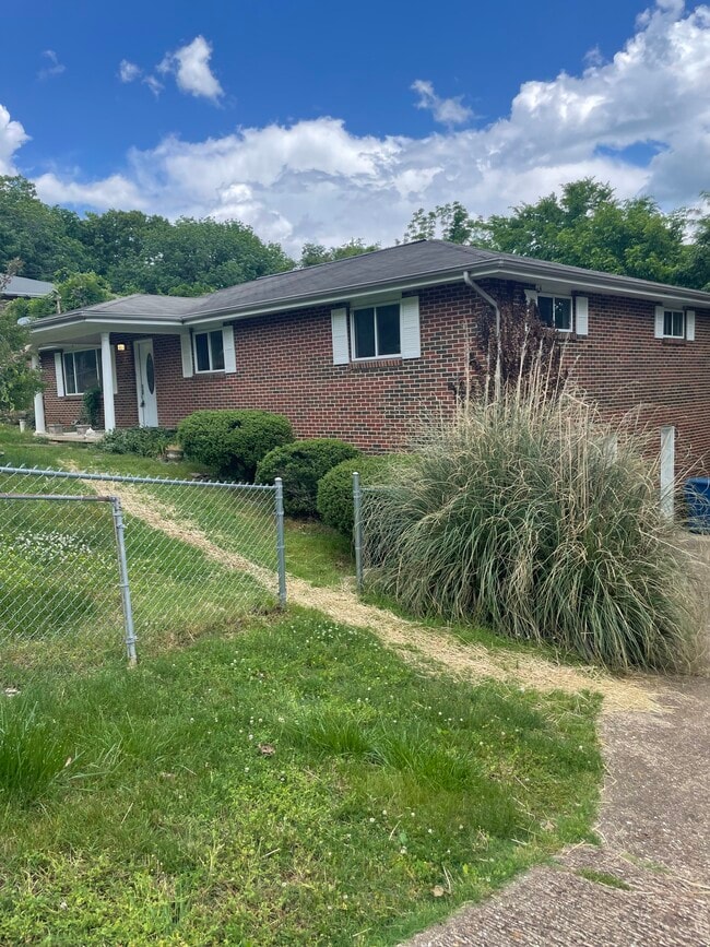 Photo - 4630 Sherry Ln