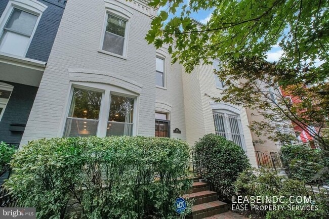 Building Photo - 1241 I St NE