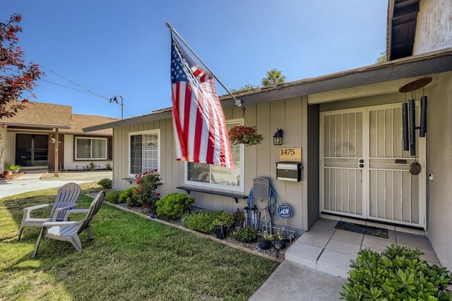 Photo - Charming 3-Bedroom, 2-Bath Home in a Cul-de-Sac Located in a Convenient, Central Area