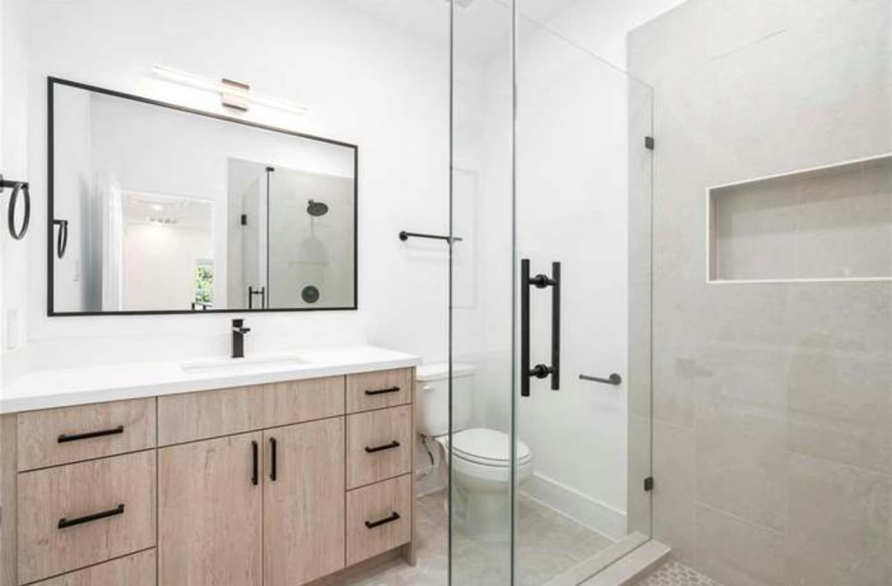 Photo - 4601 White Rock St