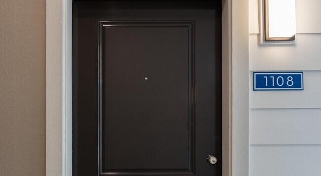 Building Photo - 19770 Clay Rd Unit 2-205