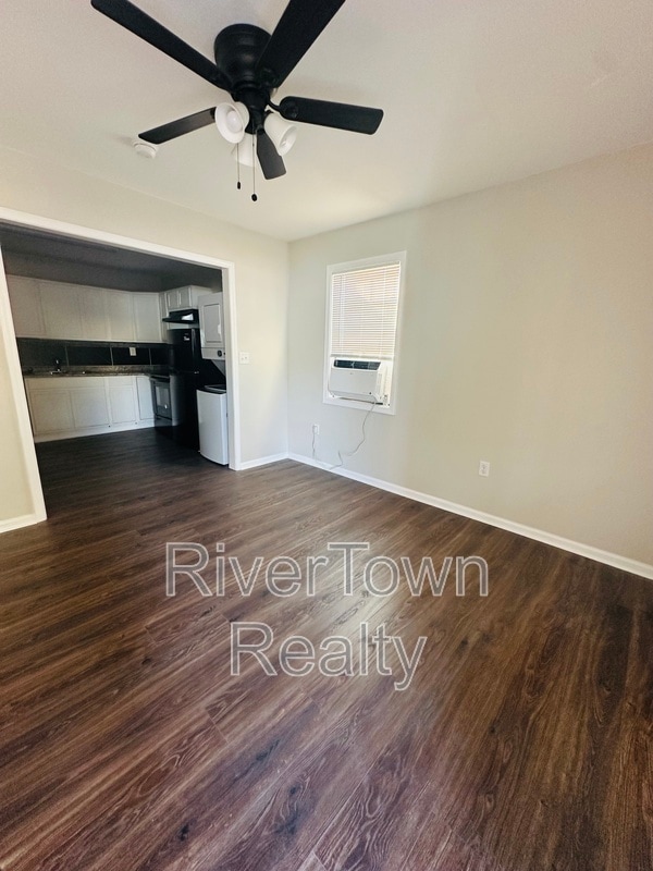 Photo - 806 Baltimore St