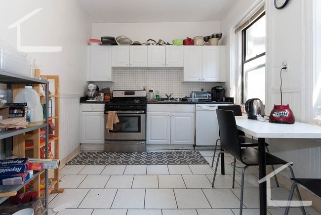 Photo - 100 Linden St