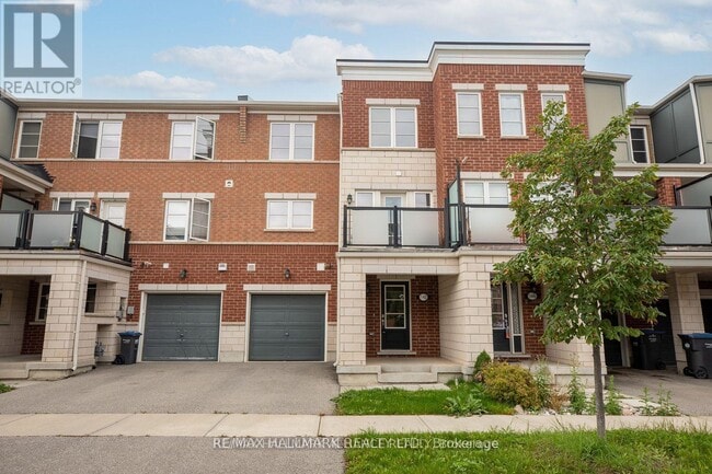 Photo - 142 Baycliffe Cres