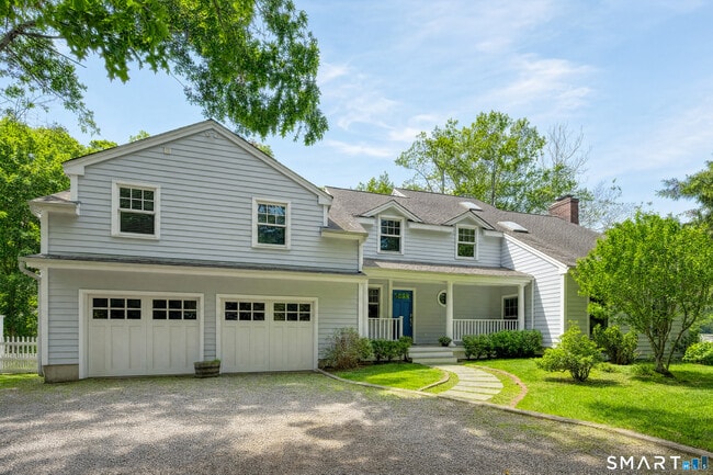 69 Richmondville Ave