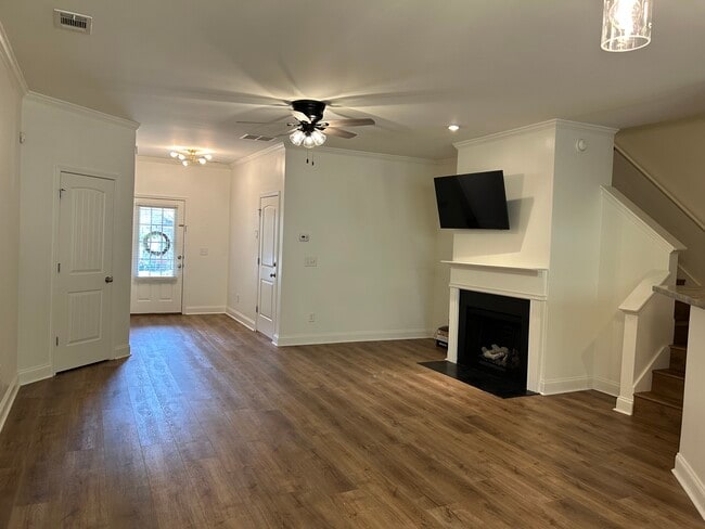 Photo - 263 Ridgehaven Trail