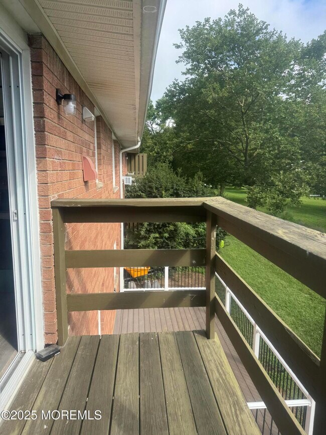 Building Photo - 96 East Ave Unit 42 Rental