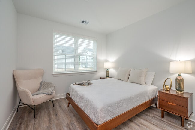 1BR, 1BA - 794SF - Bedroom