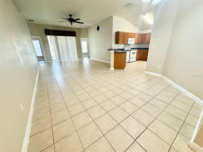 Photo - 3103 Rawcliffe Rd