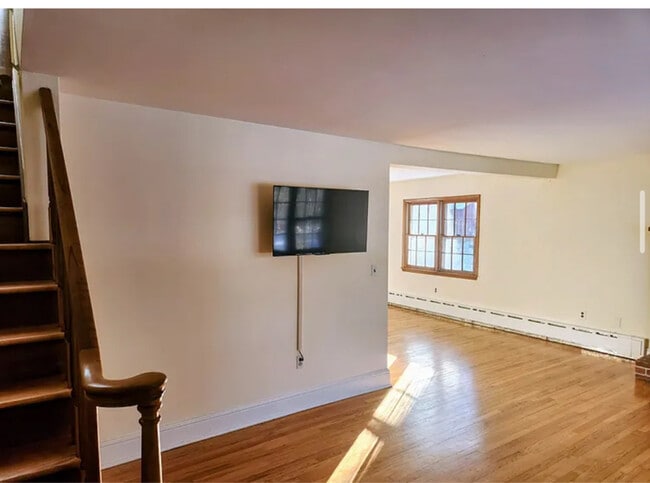 Photo - 9 Ridgeland Rd