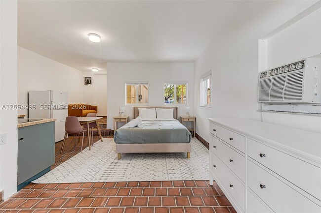 Photo - 571 NE 64th St Unit Studio