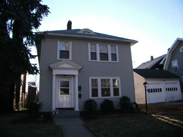 Photo - 1325 Laclede Rd