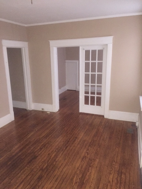 Photo - Courtyard Apartments