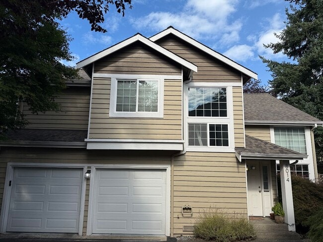Building Photo - ? Charming 3BR/2.5BA Home in Kirkland, WA ?