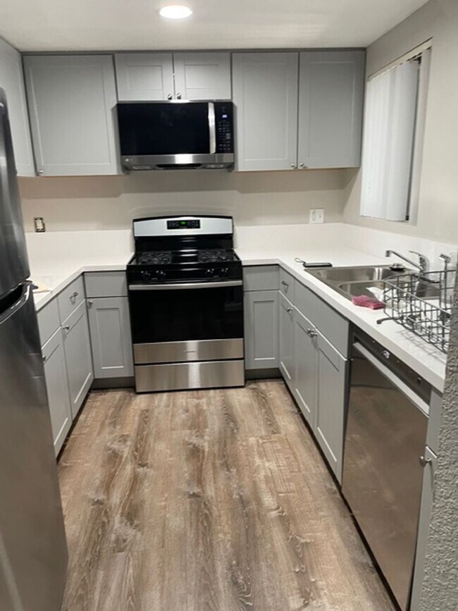 Photo - 55 Stenner St