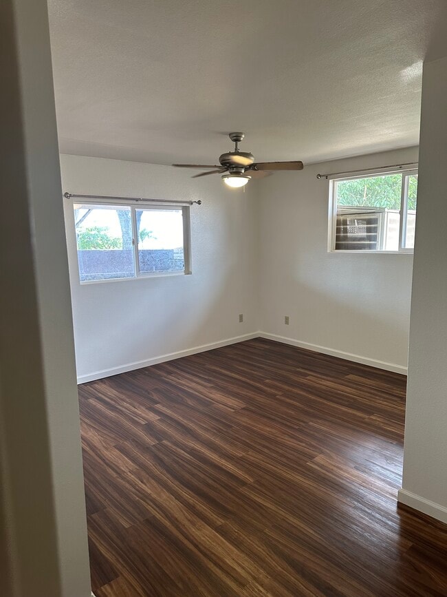 Bedroom - 1876 Palamoi St Unit Downstairs