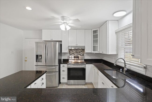 Building Photo - 836 Utterback Store Rd