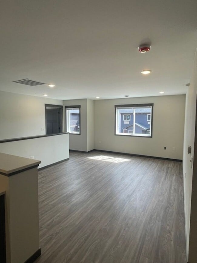 Photo - Bartlett Crossing