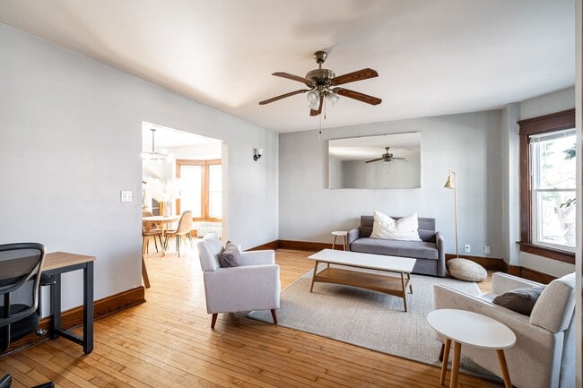 Building Photo - Maryland Lower near UWM Unit 2906 N. Maryland Ave.