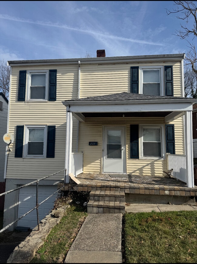 Building Photo - 2123 Linden Rd