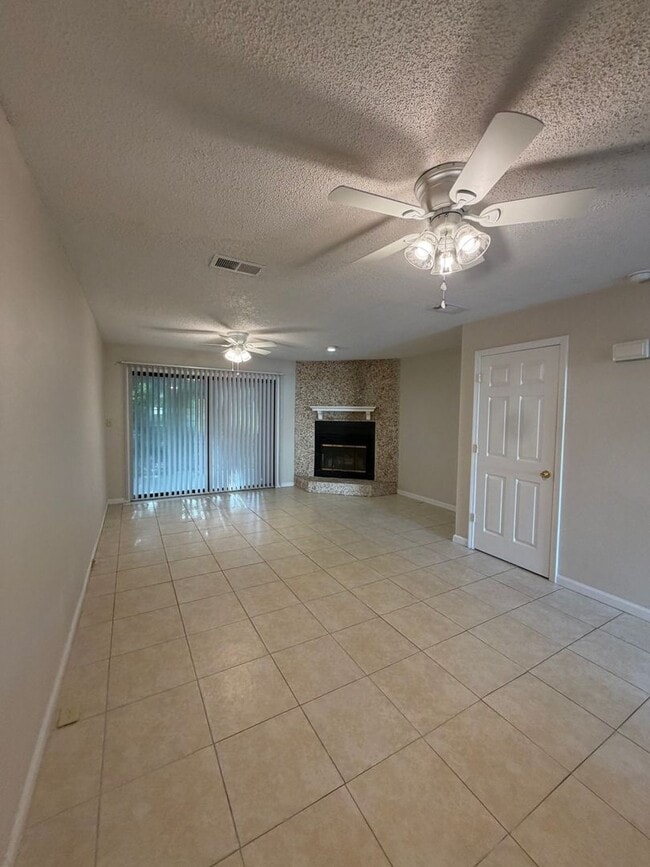 102 Inlet Reach Cir Unidad 1