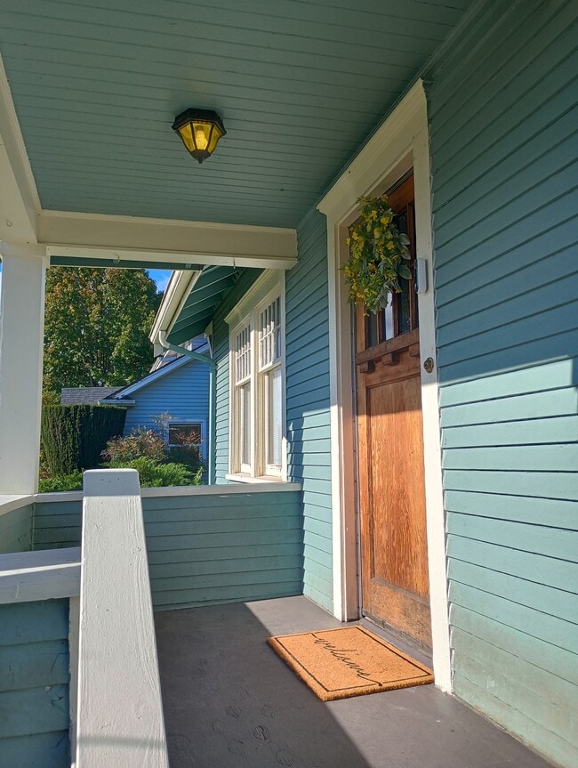 Photo - 1209 32nd St