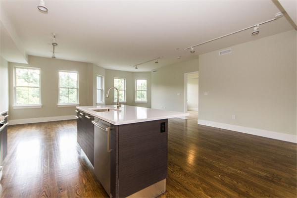 Photo - 10 St George St Unit 301