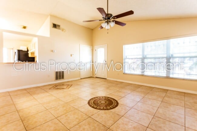 Photo - 5201 Yaupon St