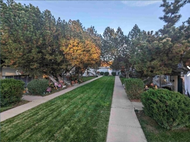 Photo - 5390 S 2000 W Unit Apt D