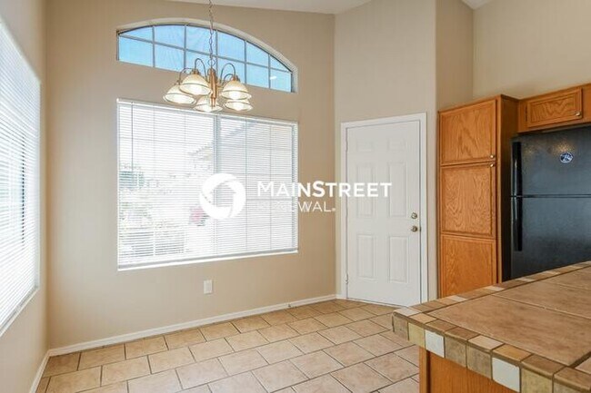 Photo - 3 Bedroom Pet-Friendly Home in Glendale, AZ with Main Street Renewal