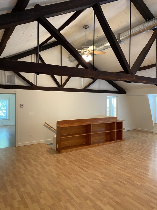 Photo - 114 S 6th St Unit Apt. A