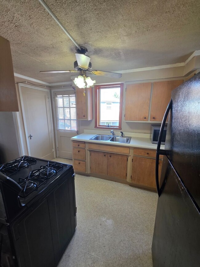 Photo - 3-bedroom, 1-bath home in Clairton, PA