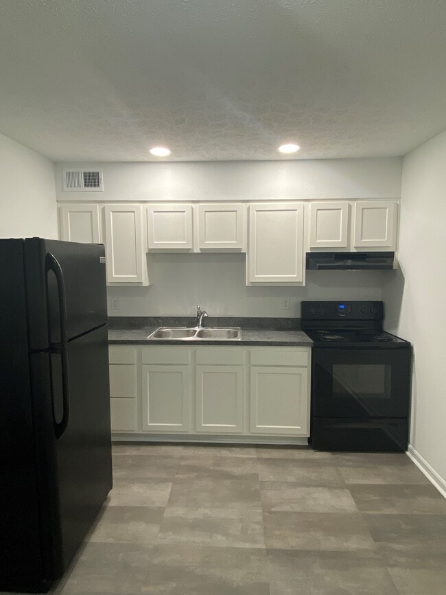 Kitchen - 291 Prairie Dr Unit 1