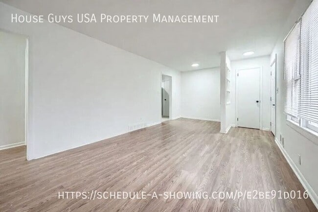 Photo - 11409 E 31st St S