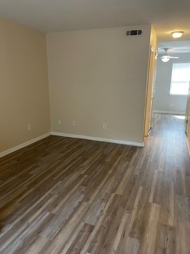 Photo - 113 Timber Ln